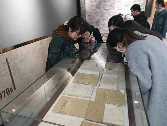 发展对象参观红色记忆馆2.jpg